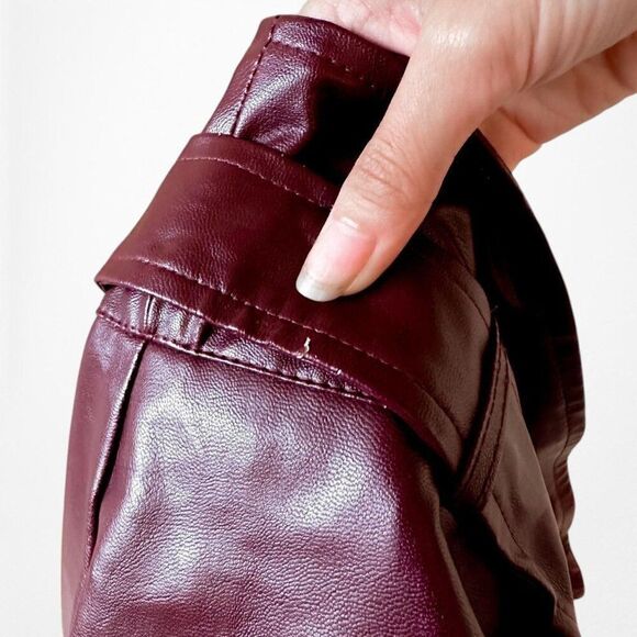 Missguided Burgundy Red Faux Leather Belted Knee Length A-Line Skirt Size 0/XS - Picture 8 of 8